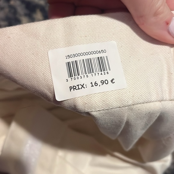 New with Tags Gingerbread Chefs Hat - Picture 4 of 4